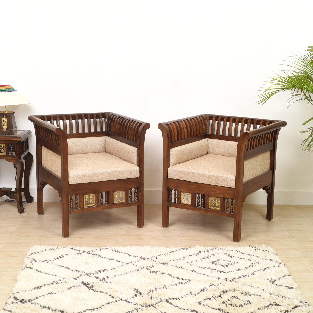POLO-TEAK WOOD SINGLE SEAT SOFA