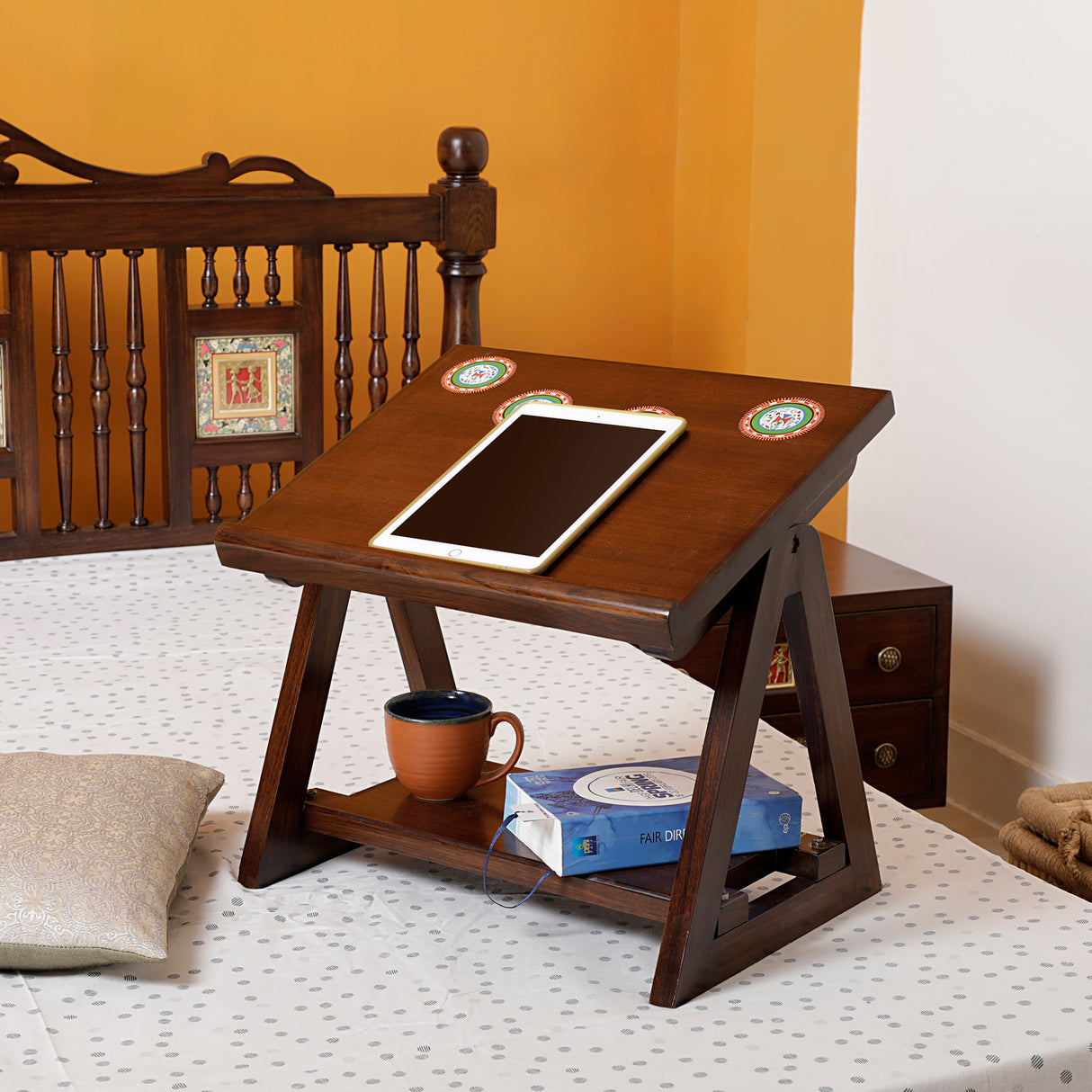 MARIGOLD END TABLE FOR LAPTOP