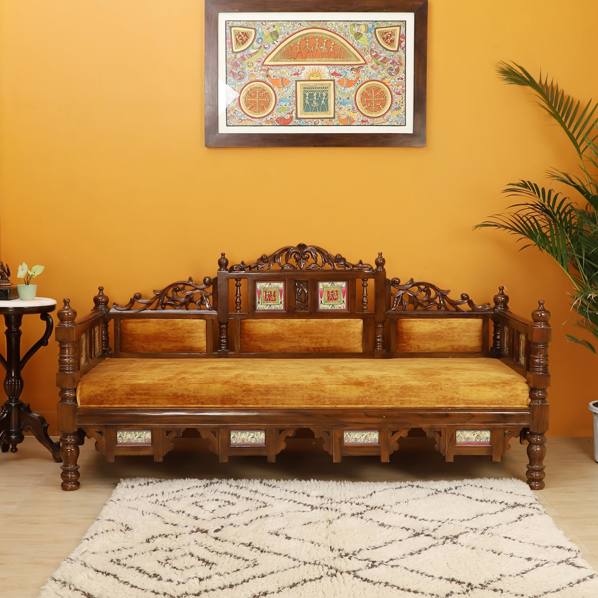 SULTAN TAKTH DIWAN SOFA