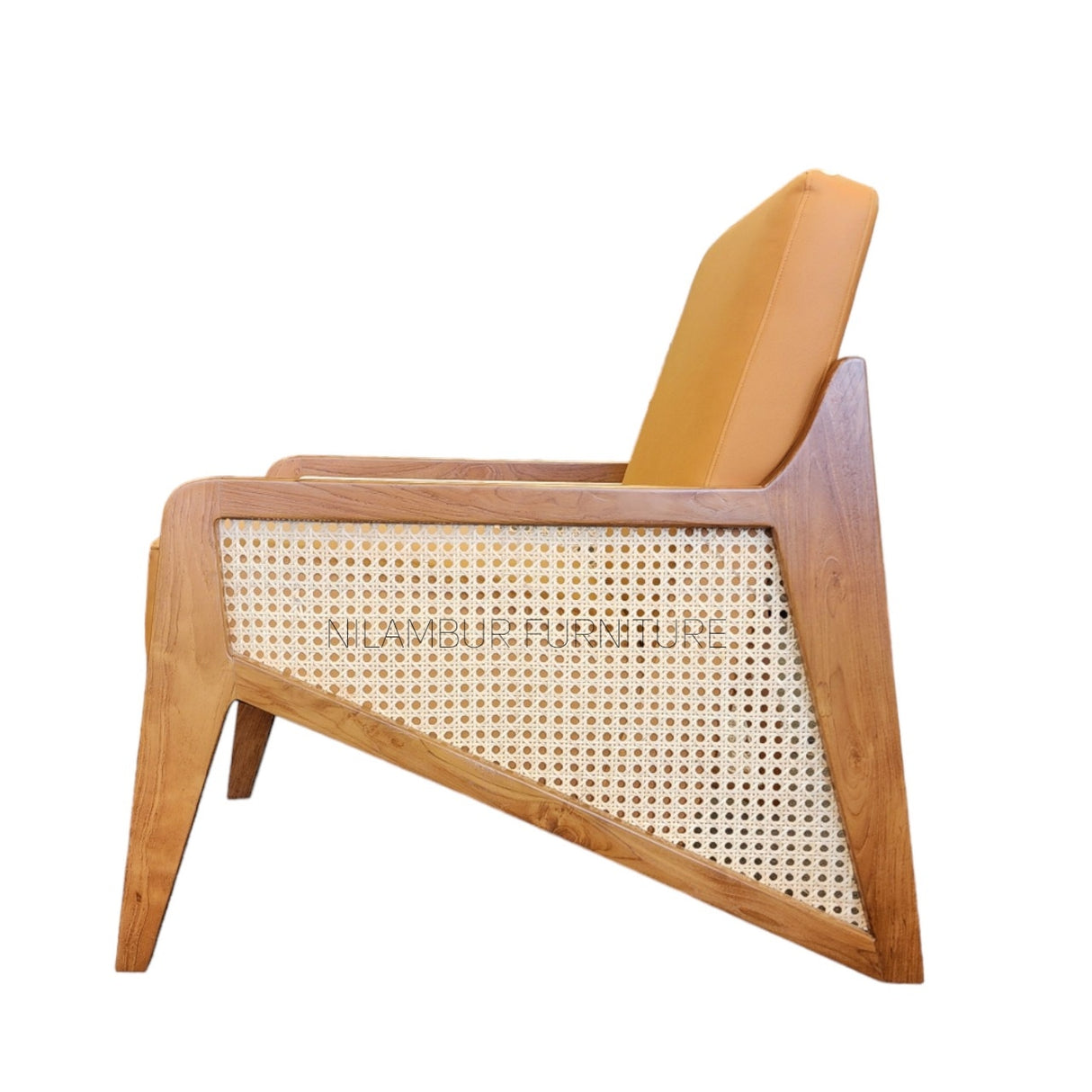 CLASSY TEAK LOUNGE CHAIR - Nilambur Furniture